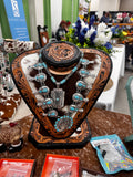 Display pieces
